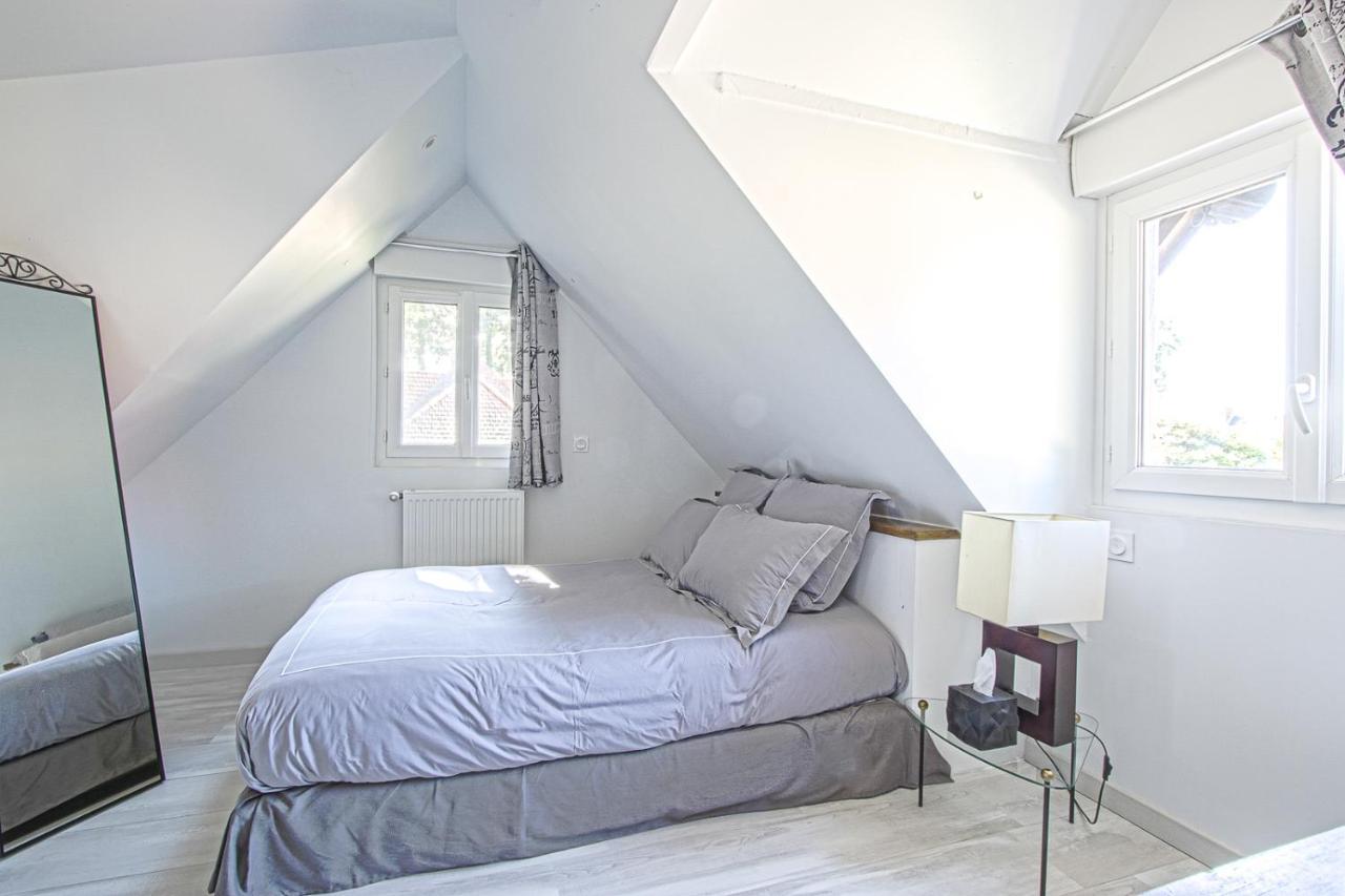 Clos Celeste - Campagne D Avec Piscine Et (adults Only) Gasthuis *